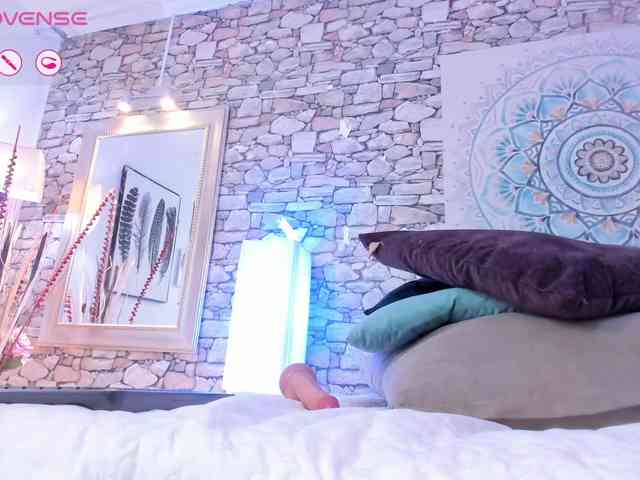 Amber-Monroe webcam