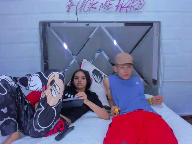 endlesschemistry live cam on BongaCams