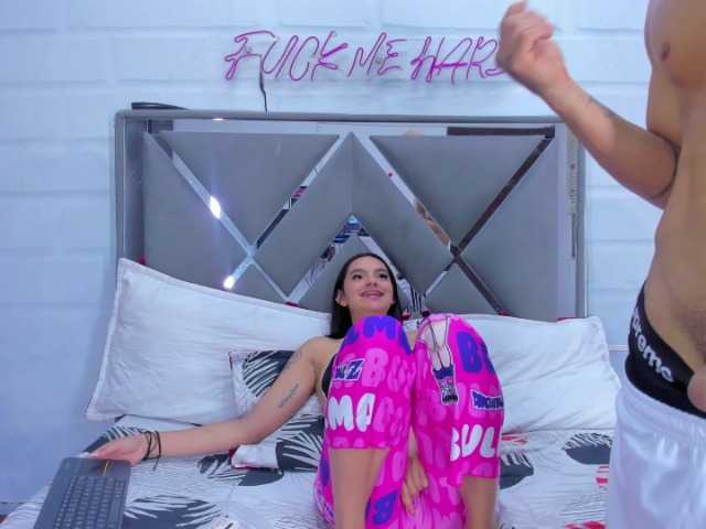 endlesschemistry live cam on BongaCams