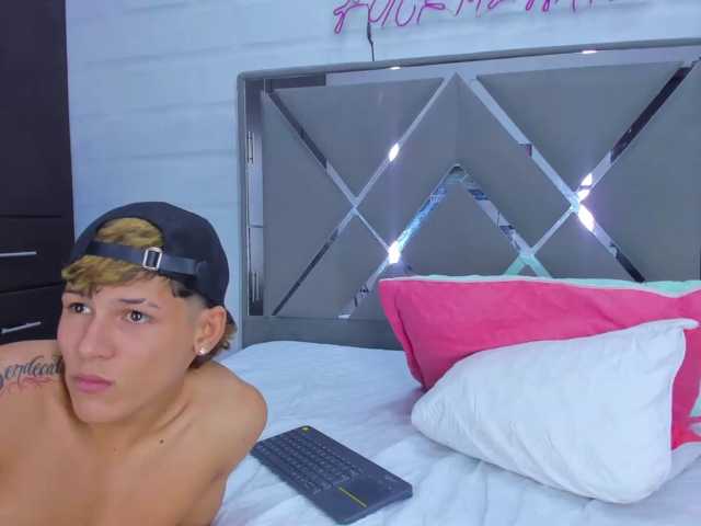 endlesschemistry live cam on BongaCams