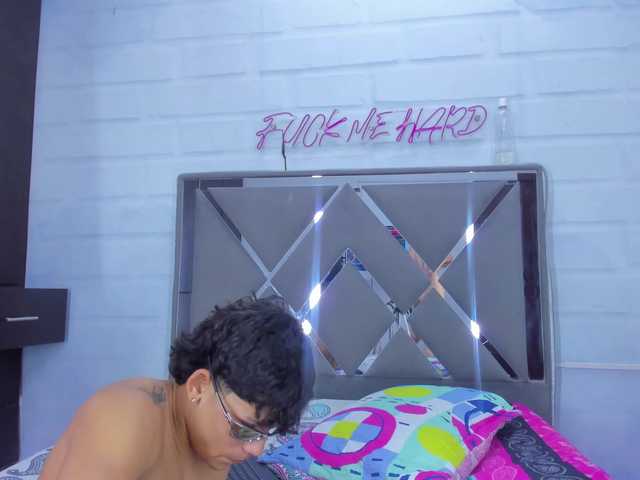 endlesschemistry live cam on BongaCams