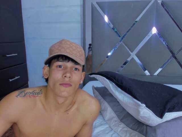 endlesschemistry live cam on BongaCams