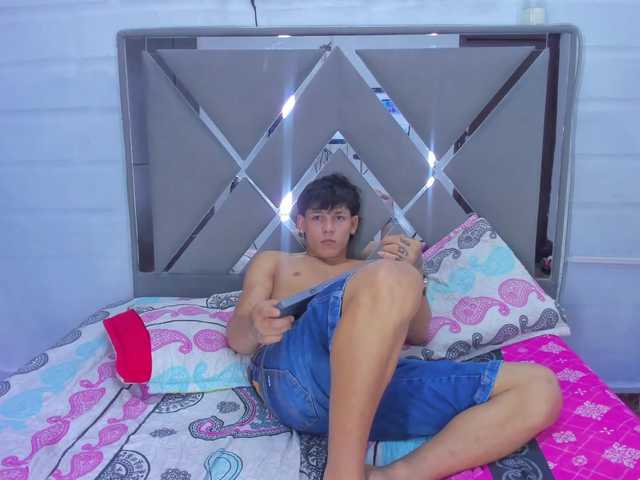endlesschemistry live cam on BongaCams