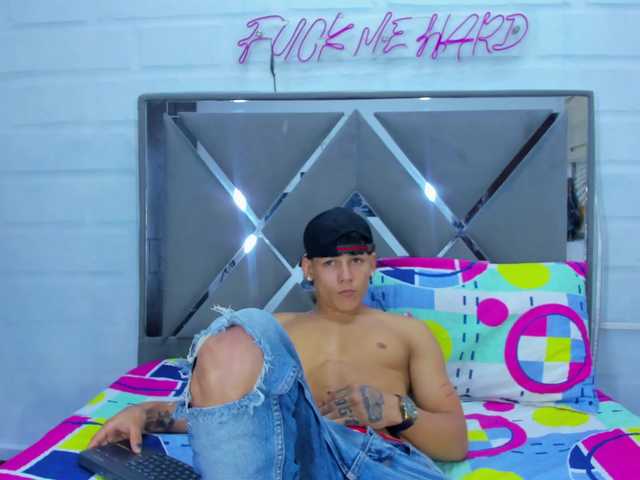 endlesschemistry live cam on BongaCams