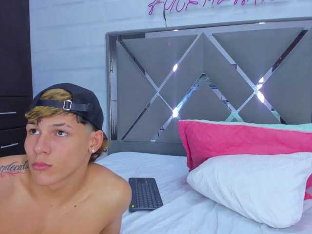 endlesschemistry live cam on BongaCams