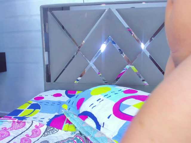 endlesschemistry live cam on BongaCams