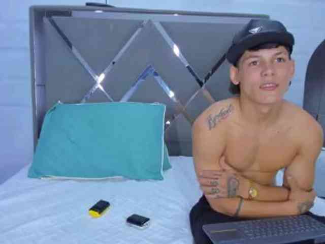 endlesschemistry webcam
