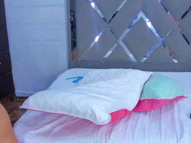 endlesschemistry webcam
