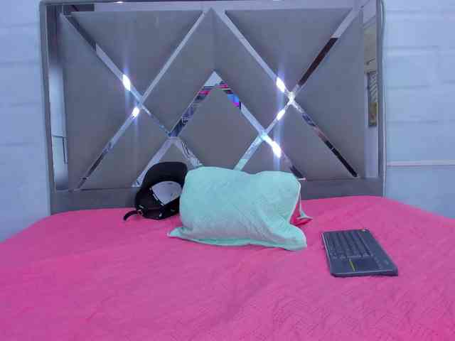 endlesschemistry webcam