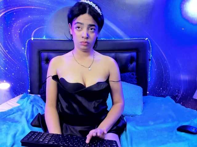 engelll-black live cam on BongaCams