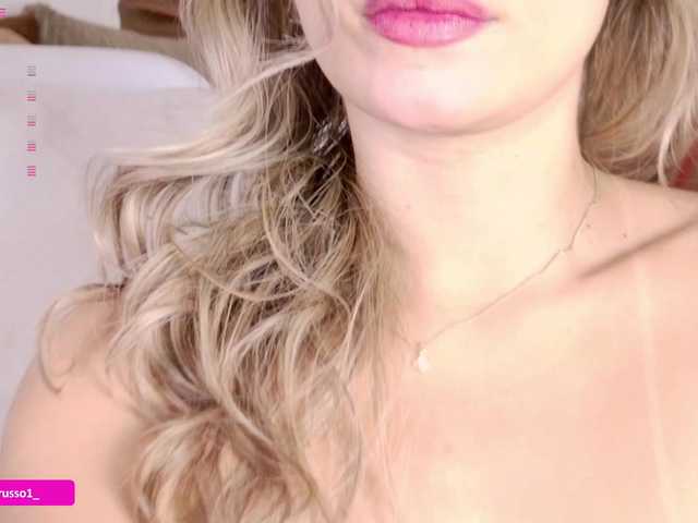 AmyRusso live cam on BongaCams
