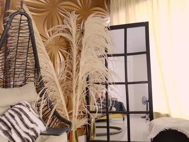 AmyRusso live cam on BongaCams
