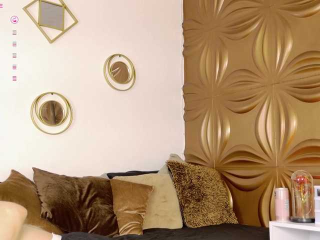 AmyRusso live cam on BongaCams