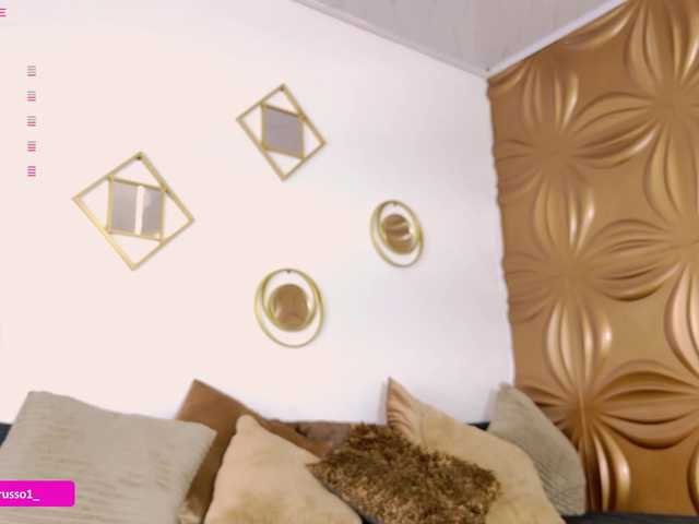 AmyRusso live cam on BongaCams