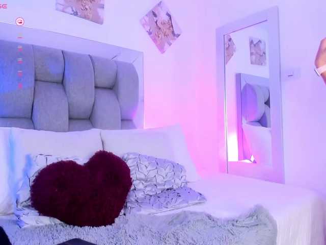 AmyRusso live cam on BongaCams