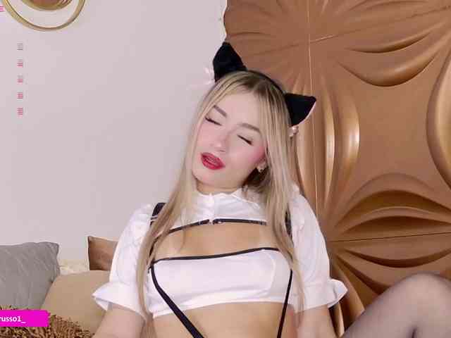 Modelo: AmyRusso
