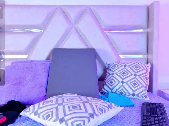 KeyraCoa live cam on BongaCams