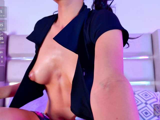 KeyraCoa live cam on BongaCams