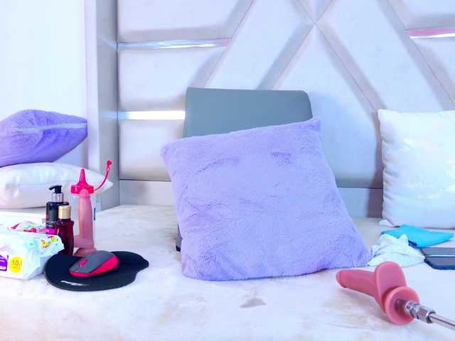 KeyraCoa live cam on BongaCams