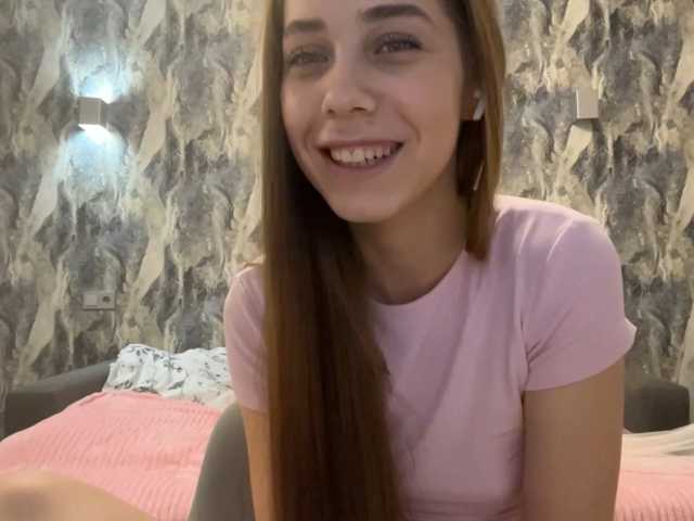 LatrishaDobbin, live now on BongaCams