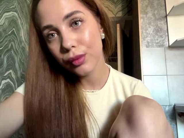 LatrishaDobbin live cam on BongaCams