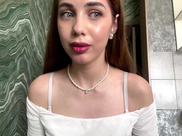 LatrishaDobbin live cam on BongaCams