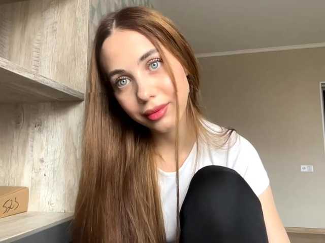 LatrishaDobbin live cam on BongaCams