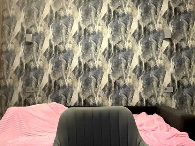 LatrishaDobbin live cam on BongaCams