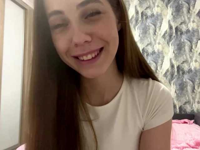 LatrishaDobbin live cam on BongaCams