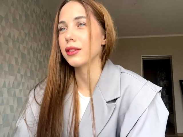 LatrishaDobbin live cam on BongaCams