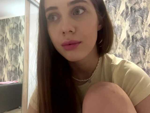 LatrishaDobbin live cam on BongaCams