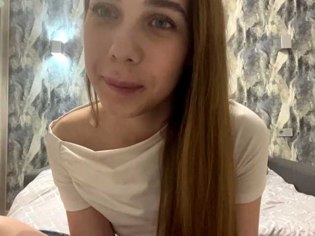 LatrishaDobbin live cam on BongaCams
