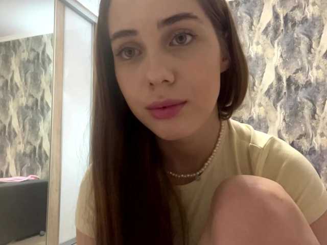 LatrishaDobbin live cam on BongaCams