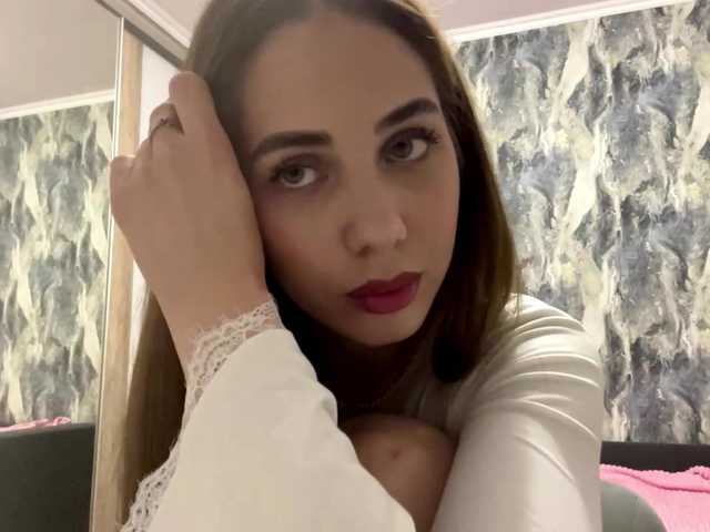 LatrishaDobbin live cam on BongaCams