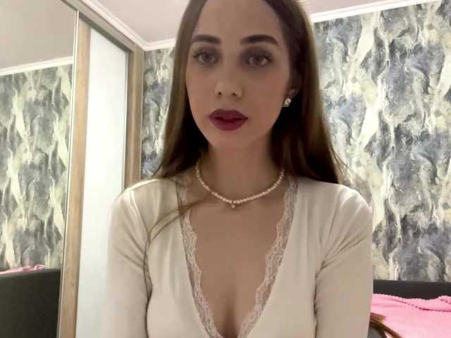 LatrishaDobbin live cam on BongaCams
