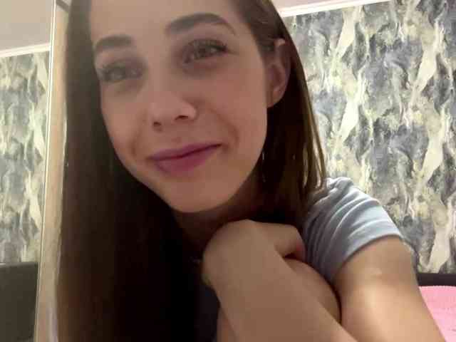 LatrishaDobbin webcam