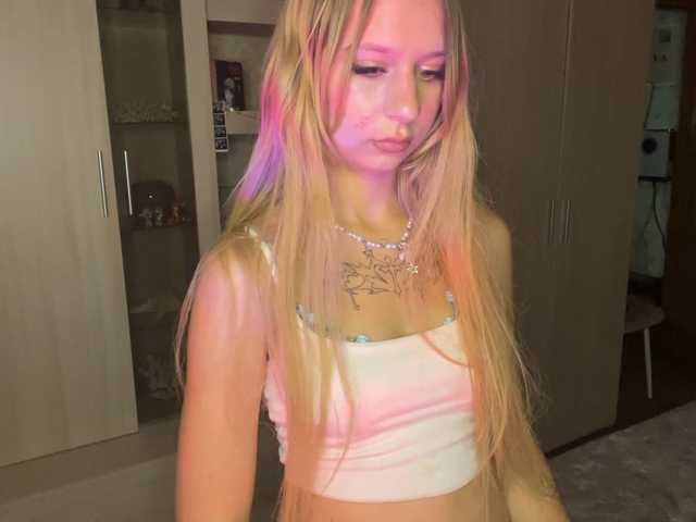 GeneLaforce live cam on BongaCams