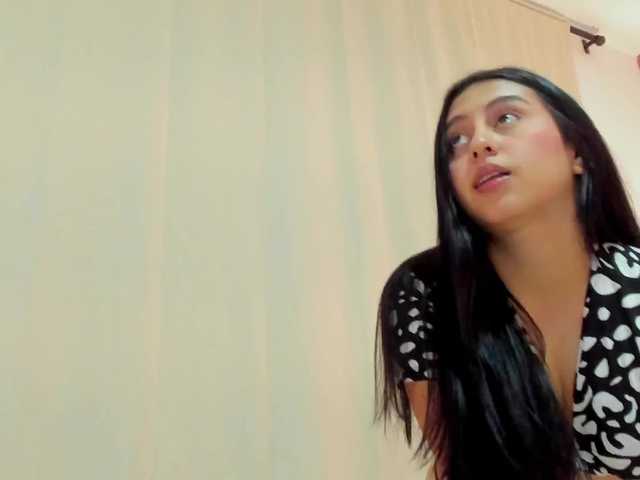IsaEvans live cam on BongaCams