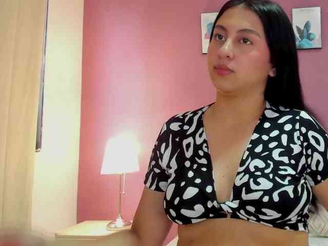 IsaEvans webcam