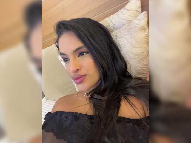 Ladyduque77 live cam preview