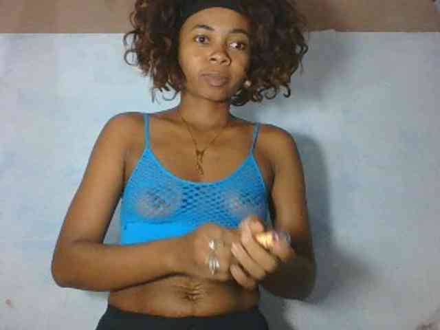 Model: Khelicia34