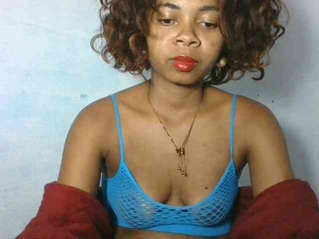 Model: Khelicia34