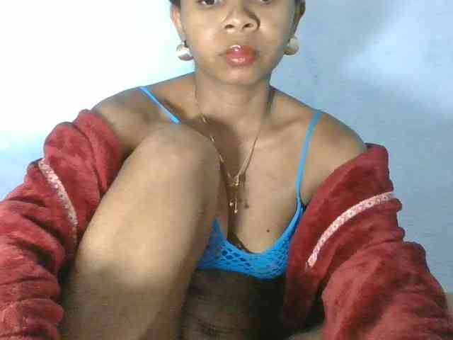 Model: Khelicia34