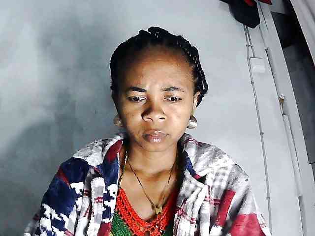 Modèle: Khelicia34
