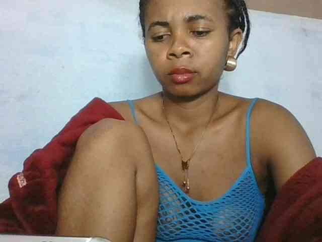 Model: Khelicia34