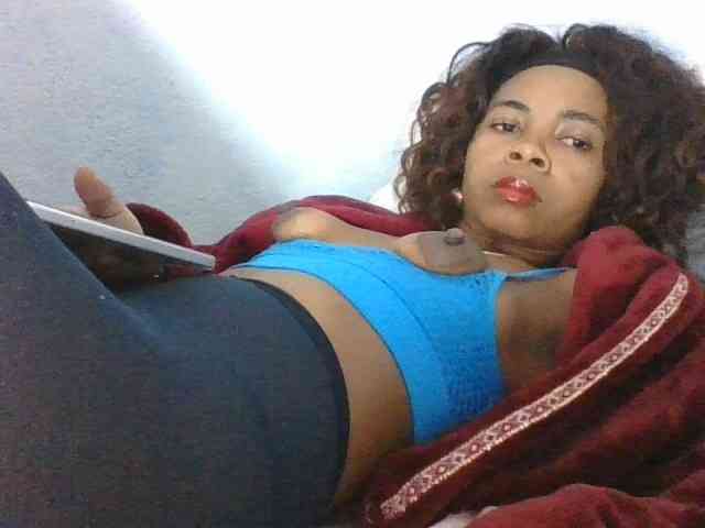 Model: Khelicia34