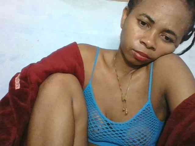 Model: Khelicia34