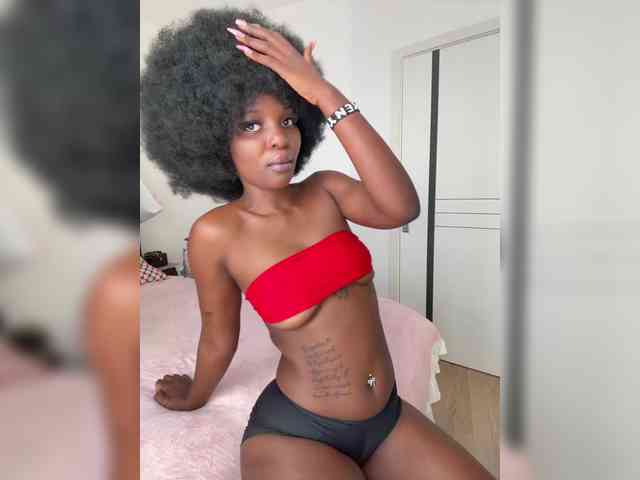 Luxvee webcam