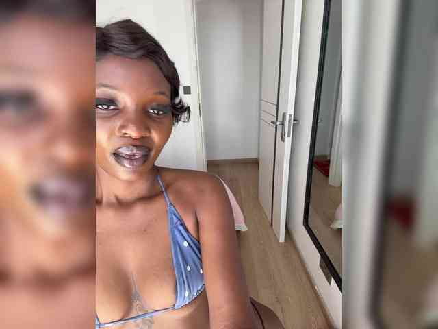 Luxvee Luxvee