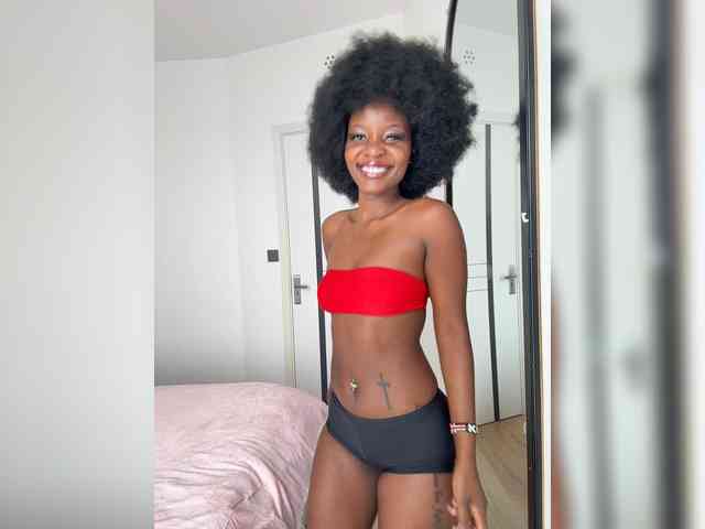 Luxvee webcam